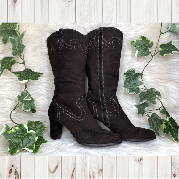 Shoes - 🤠Country Heeled Boots!🤠